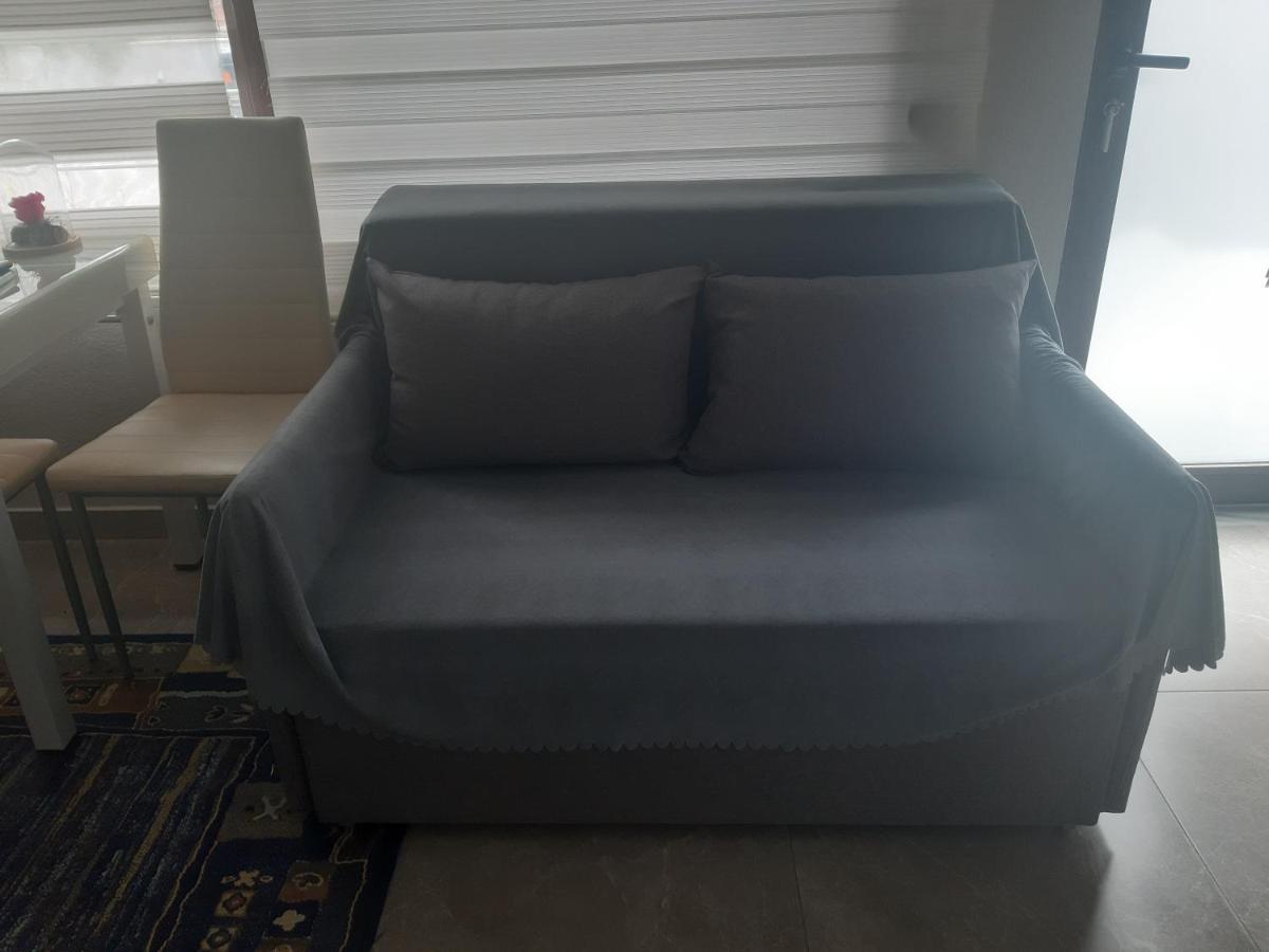 Apartment Soula's Sunshine Blue *